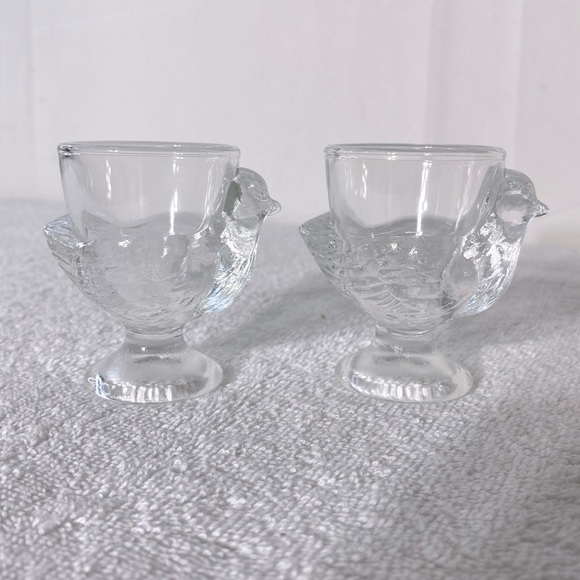Vintage Clear Glass Chicken Shaped Egg Cups Shot Glasses x2 - Picture 1 of 9